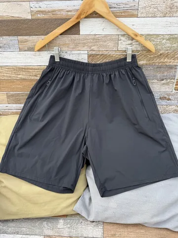 Short deportivo masculino